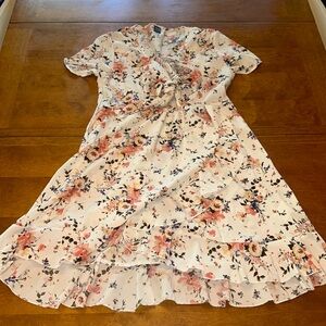 NWT Cream Floral Dress w/cut out front tie